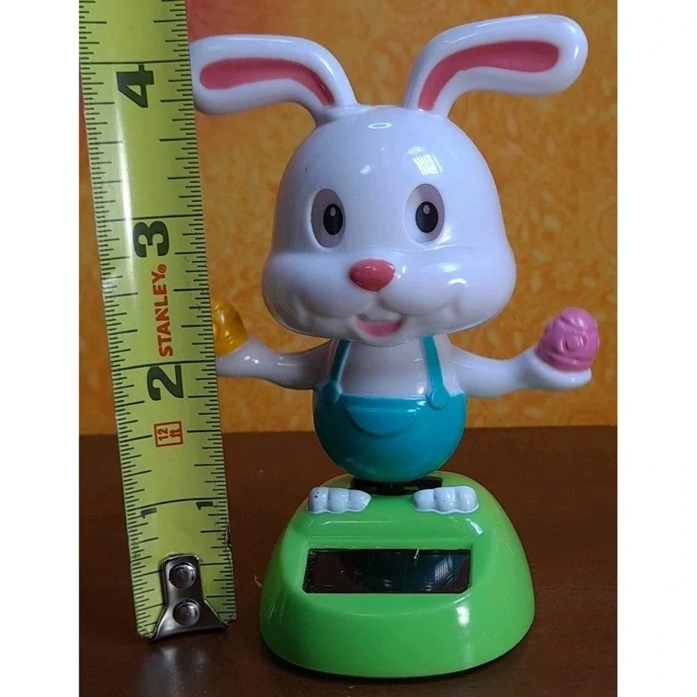 Solar Powered Dancing Bobblehead Figure Easter Bunny Tested And‎ Works